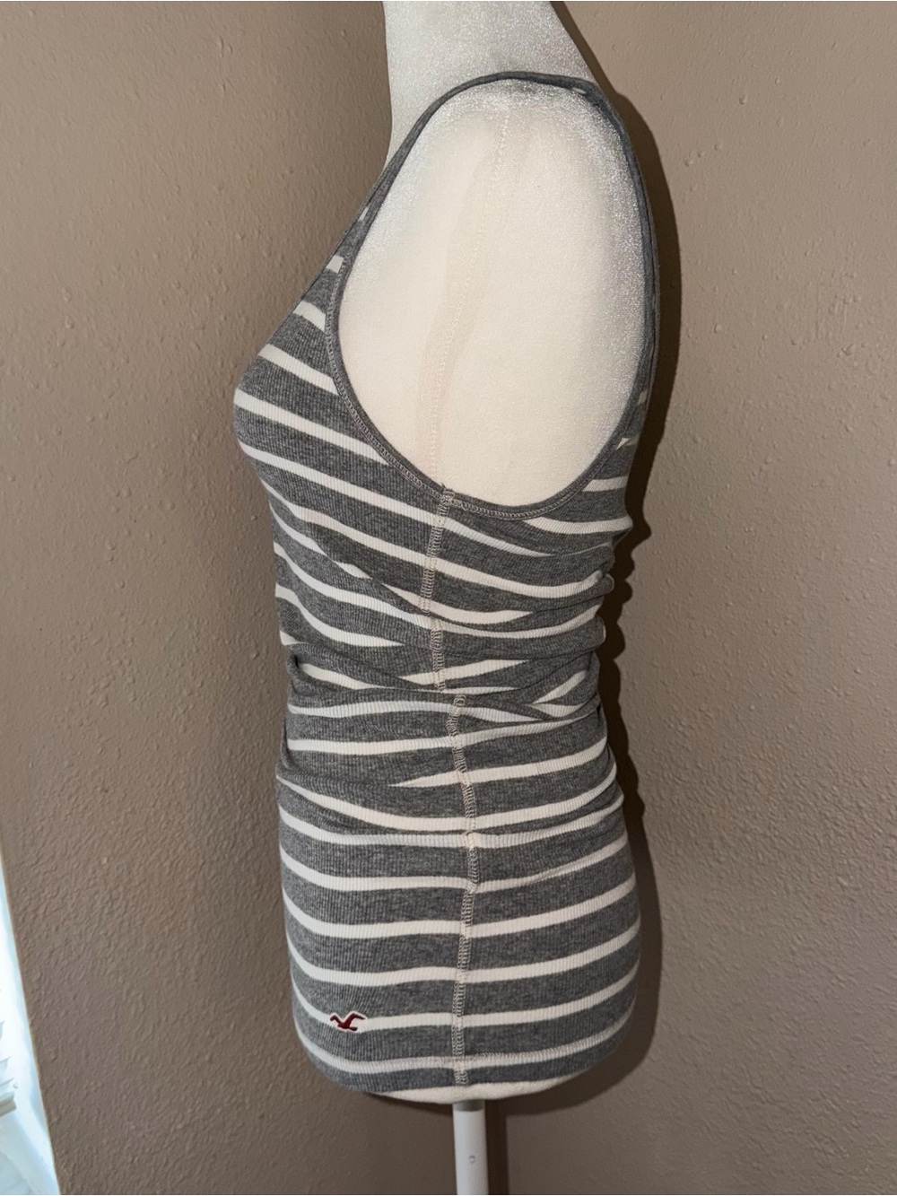Vintage Y2K Hollister 2000s Striped Henley Tank Top - Picture 5 of 8